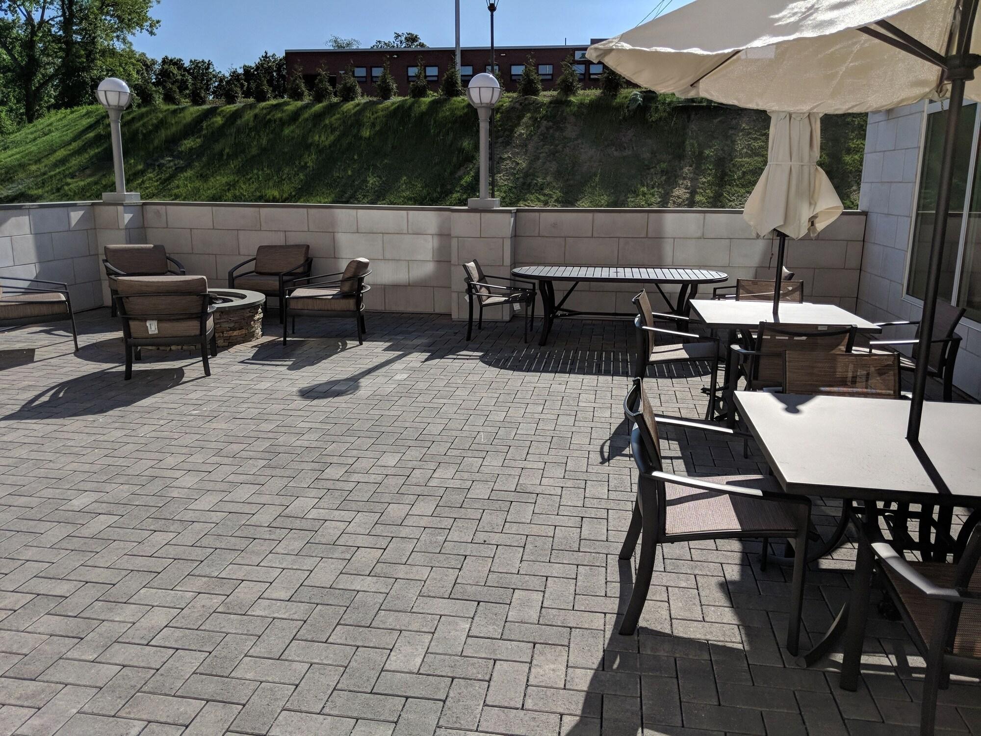 Hampton Inn & Suites Rocky Hill - Hartford South Екстер'єр фото