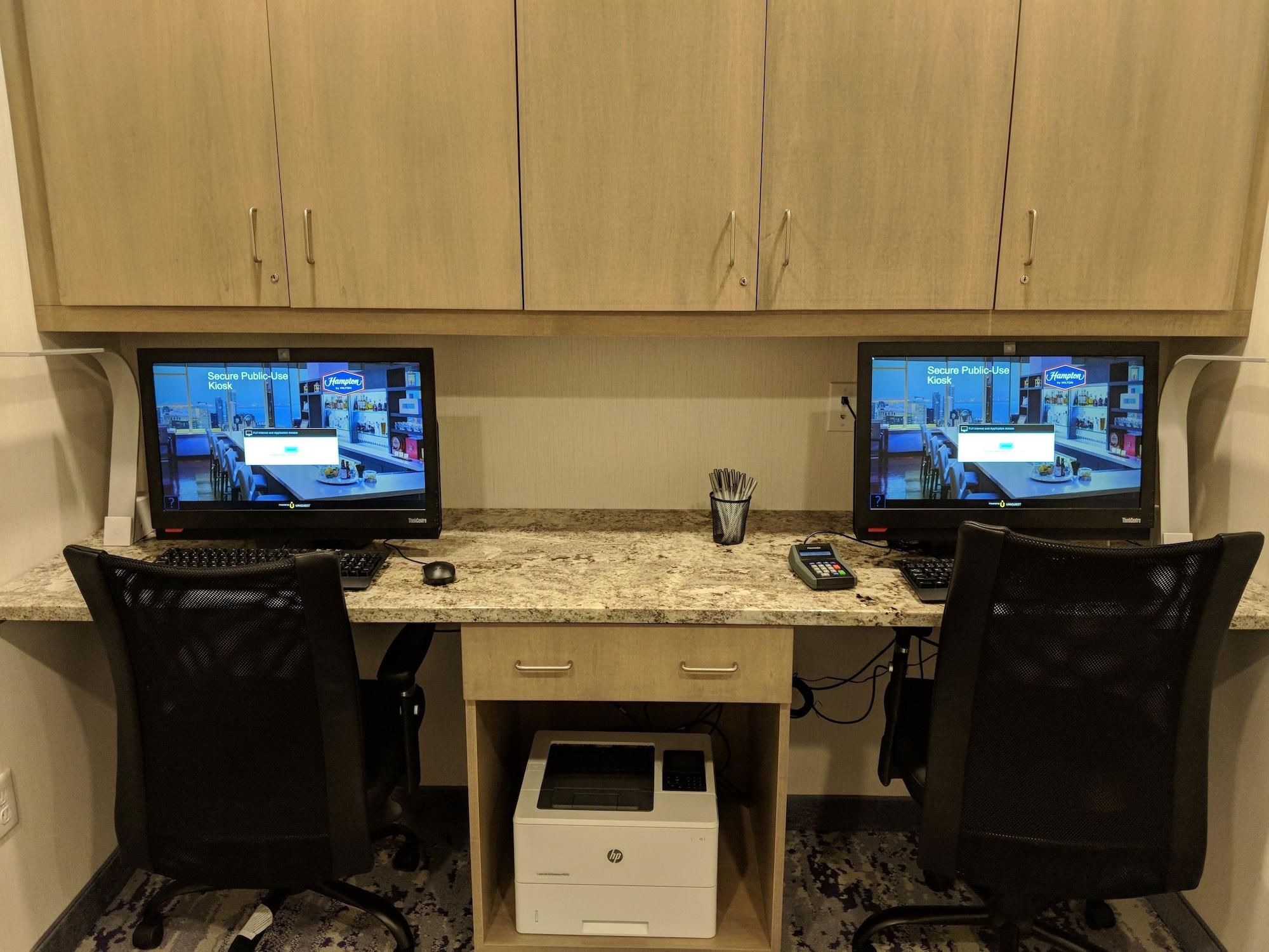 Hampton Inn & Suites Rocky Hill - Hartford South Екстер'єр фото